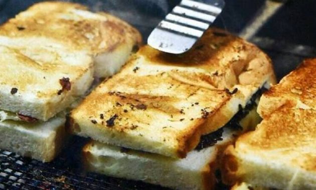 ide peluang usaha jualan roti bakar