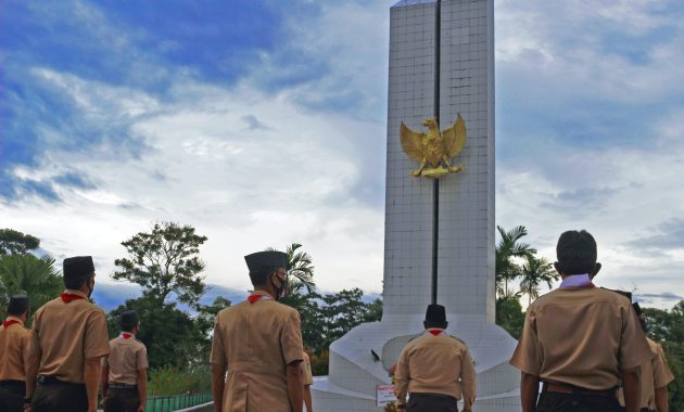 Cara Memasang Hasduk Pramuka